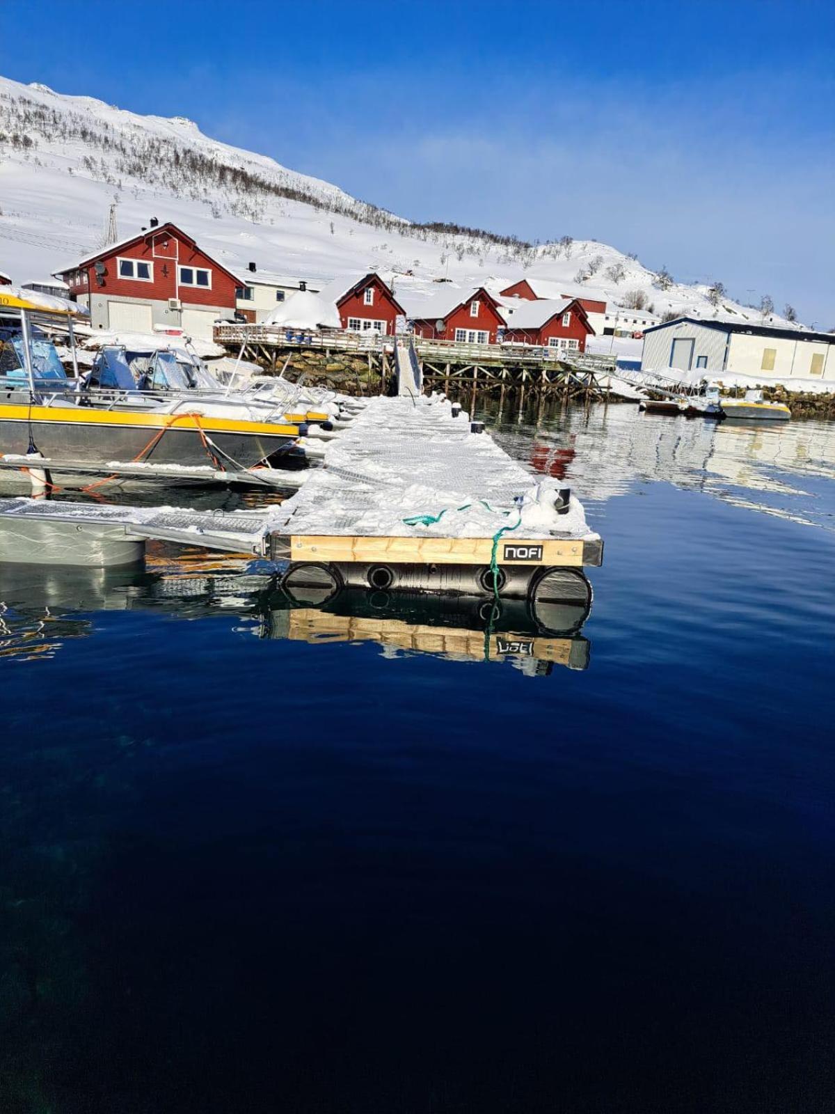 Maribell Sjobuer As Apartamento Tromsø Exterior foto